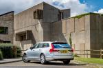 Volvo V90 D4 Inscription 2016 года (UK)